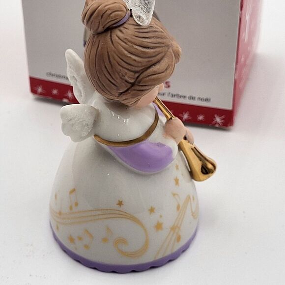 Hallmark 2016 Heavenly Belles Series #4 Porcelain Angel Bell Ornament‎ - Picture 6 of 12